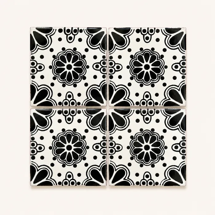 Lace Negro / Blanco Puro